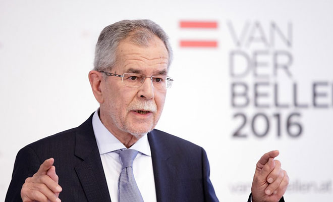 El ecologista Van der Bellen gana la presidencia